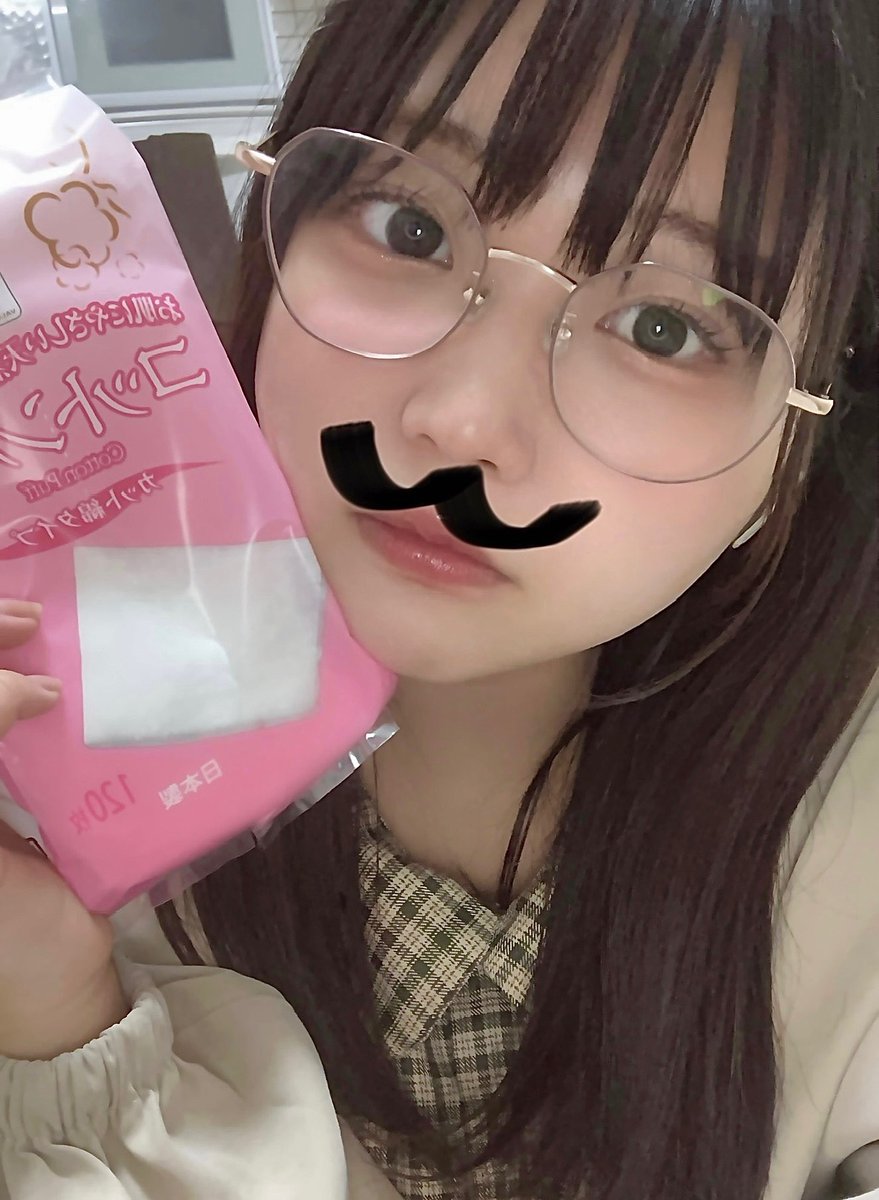 u_ume7's tweet photo. コットン、毎日化粧落としてくれてありがとう^_^ https://t.co/iiRq65POJW