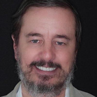 signates's tweet photo. #NovaFotoDePerfil https://t.co/8ponIegw64