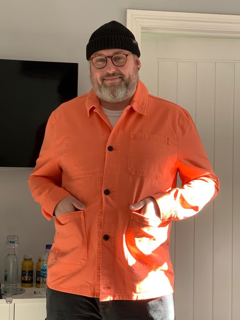 boneo87's tweet photo. @derekharbinson I needed to get in on the coloured utility overshirt/shacket purely because of you! Absolute legendary potter and style icon! 😁 https://t.co/l8O9PqTZsX