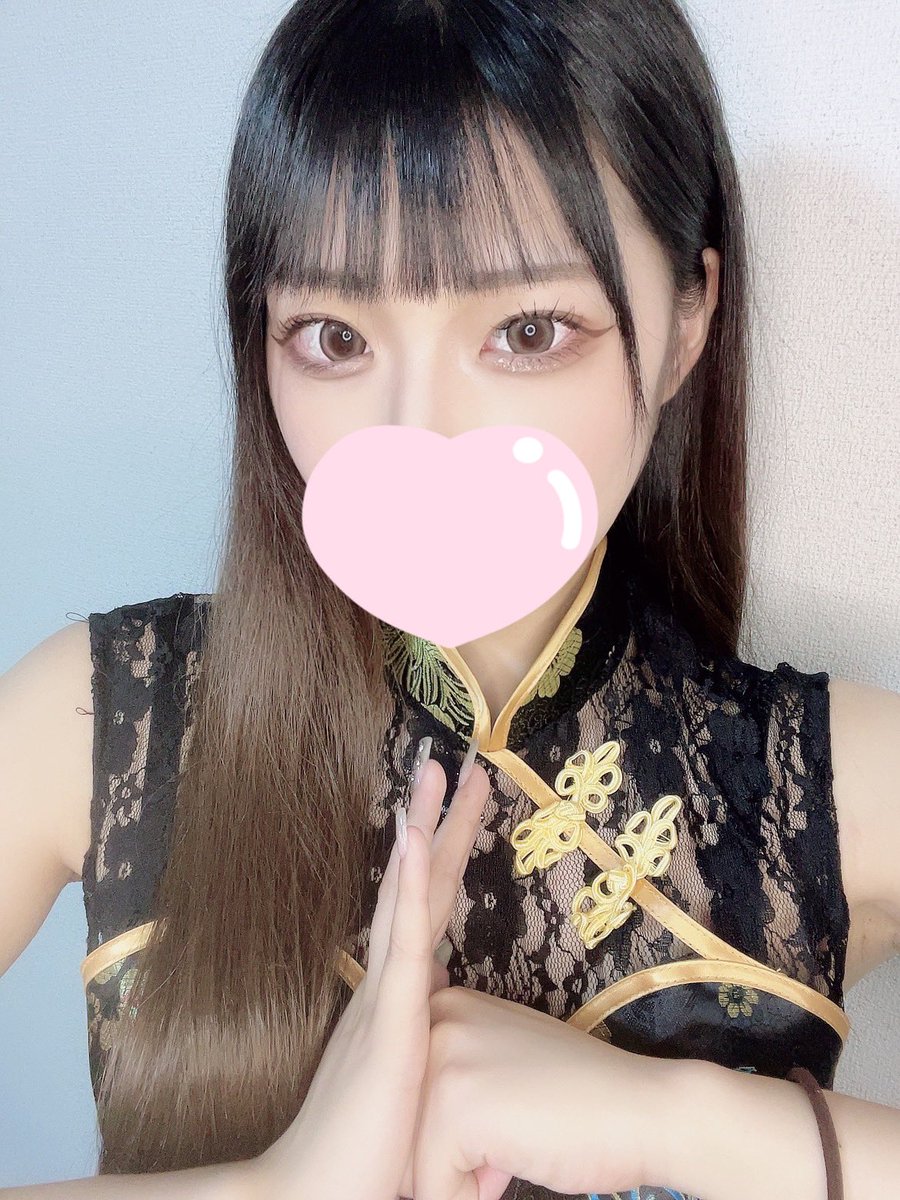 Rena_train's tweet photo. この前時間あったからチャイナドレス着てみた🐼🤍レース付いてて可愛くてちゅき〜！🥺💖 https://t.co/7s1oonowsX