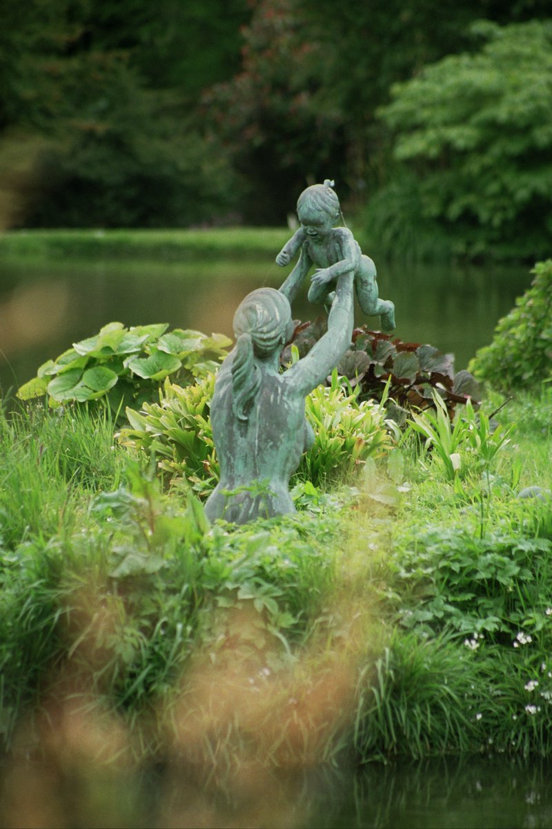 Stuck with what to get your mum for Mother's Day?  Why not get her a season ticket or Cream Tea Voucher for Marwood Hill Gardens...

shop.marwoodhillgarden.co.uk/season-tickets