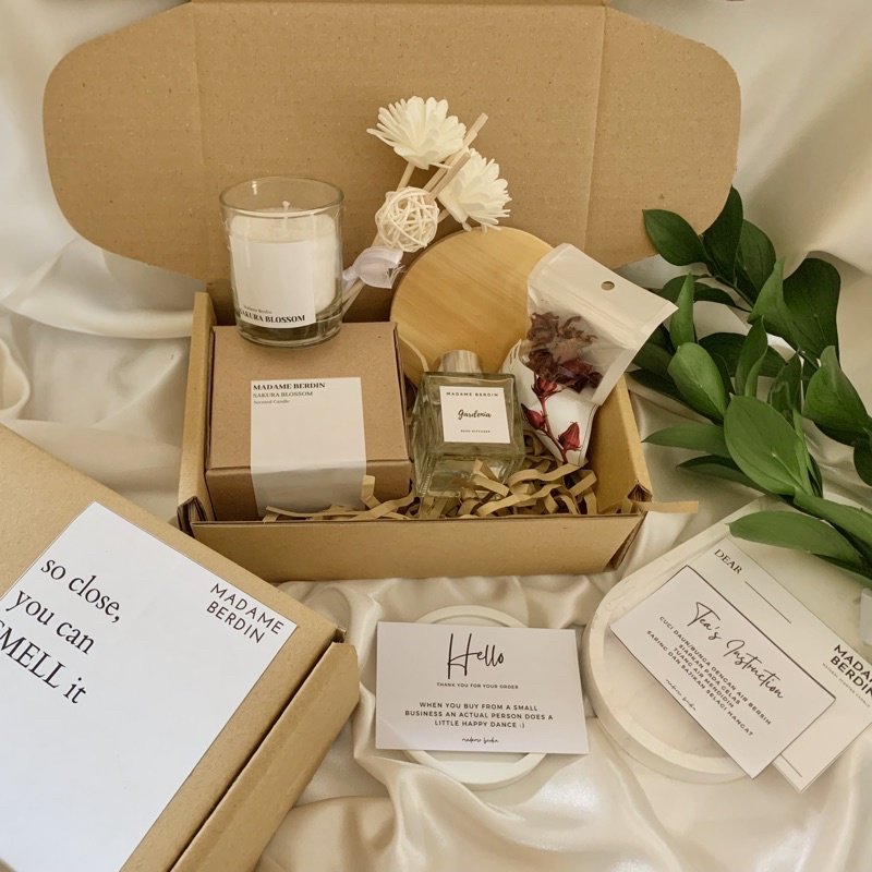 dedari26's tweet photo. Ide kado ultah - wedding - hampers cantik - anniversary - idul fitri - natal 

Scented candle / lilin aromaterapi
🖇https://t.co/fxVj2l6PnP
🖇https://t.co/fxVj2l6PnP
🖇https://t.co/Fjz4fFZcgH
🖇https://t.co/5iiuSLD41W https://t.co/ClvGoDUtRg