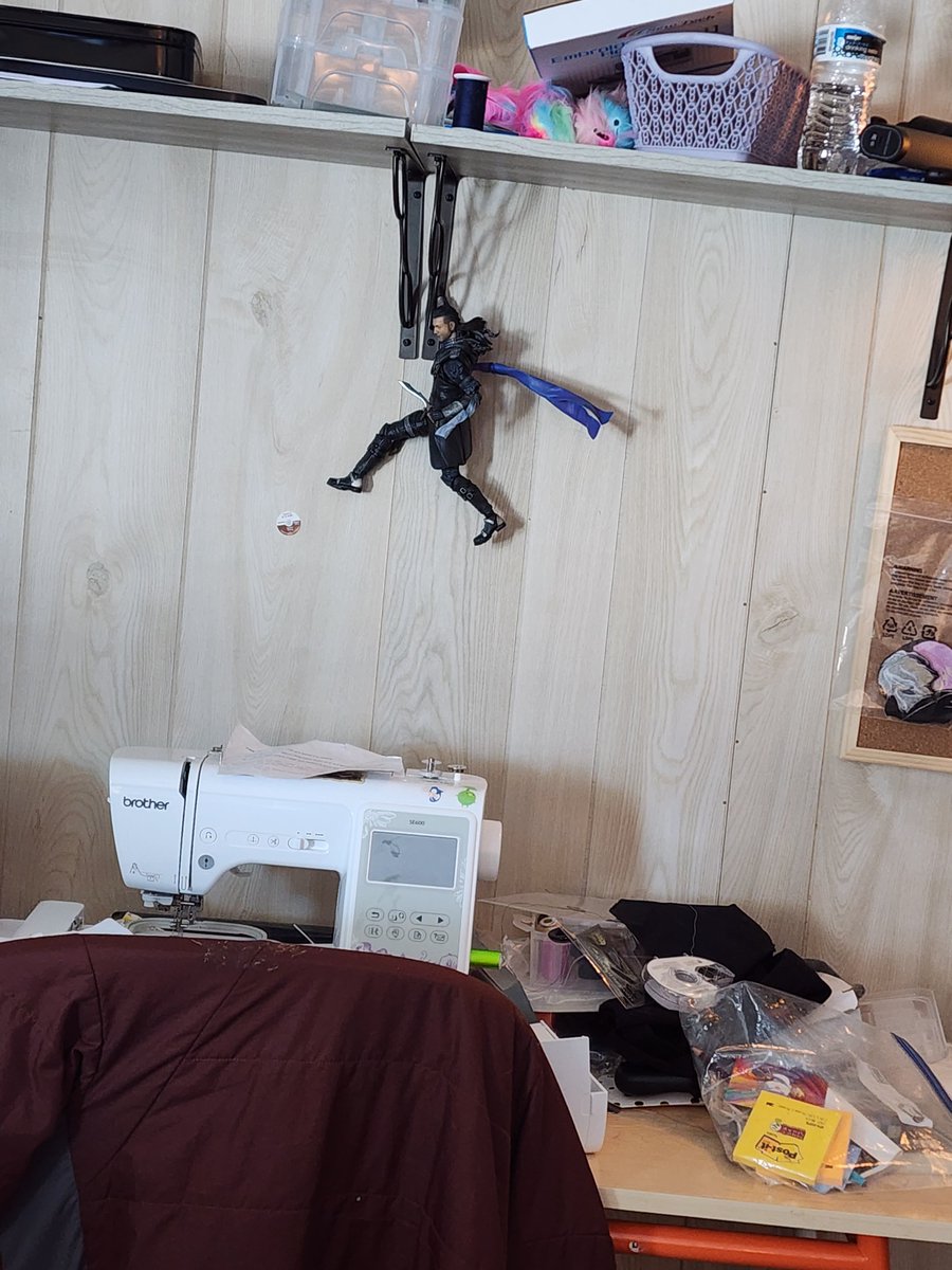 Mara_Bliss's tweet photo. #livingwithkids nyx has to keep on his toes. #nyxulric #ffxv #kingsglaive #finalfantasyxv https://t.co/LkNZIu2hpo