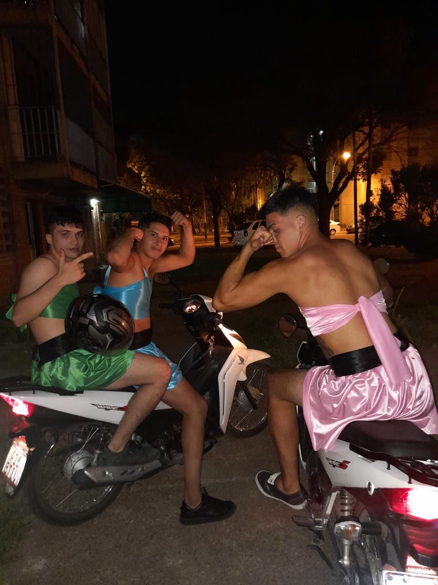 Combatiendo el mal en wave, con burbuja y bellota 💪🏼