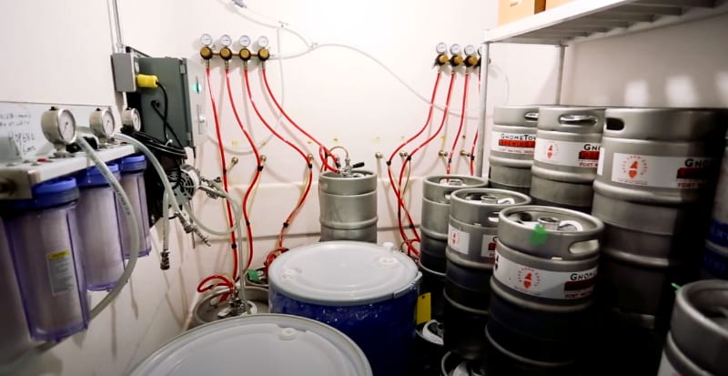 Polar_King_Intl's tweet image. #StPatricksDay2023 is this weekend!🍀🍻

In honor of the holiday, we want to share one of our favorite past projects - the custom commercial #WalkInCooler and #beer refrigerator for Gnometown Brewing Co. at The Hoppy Gnome!