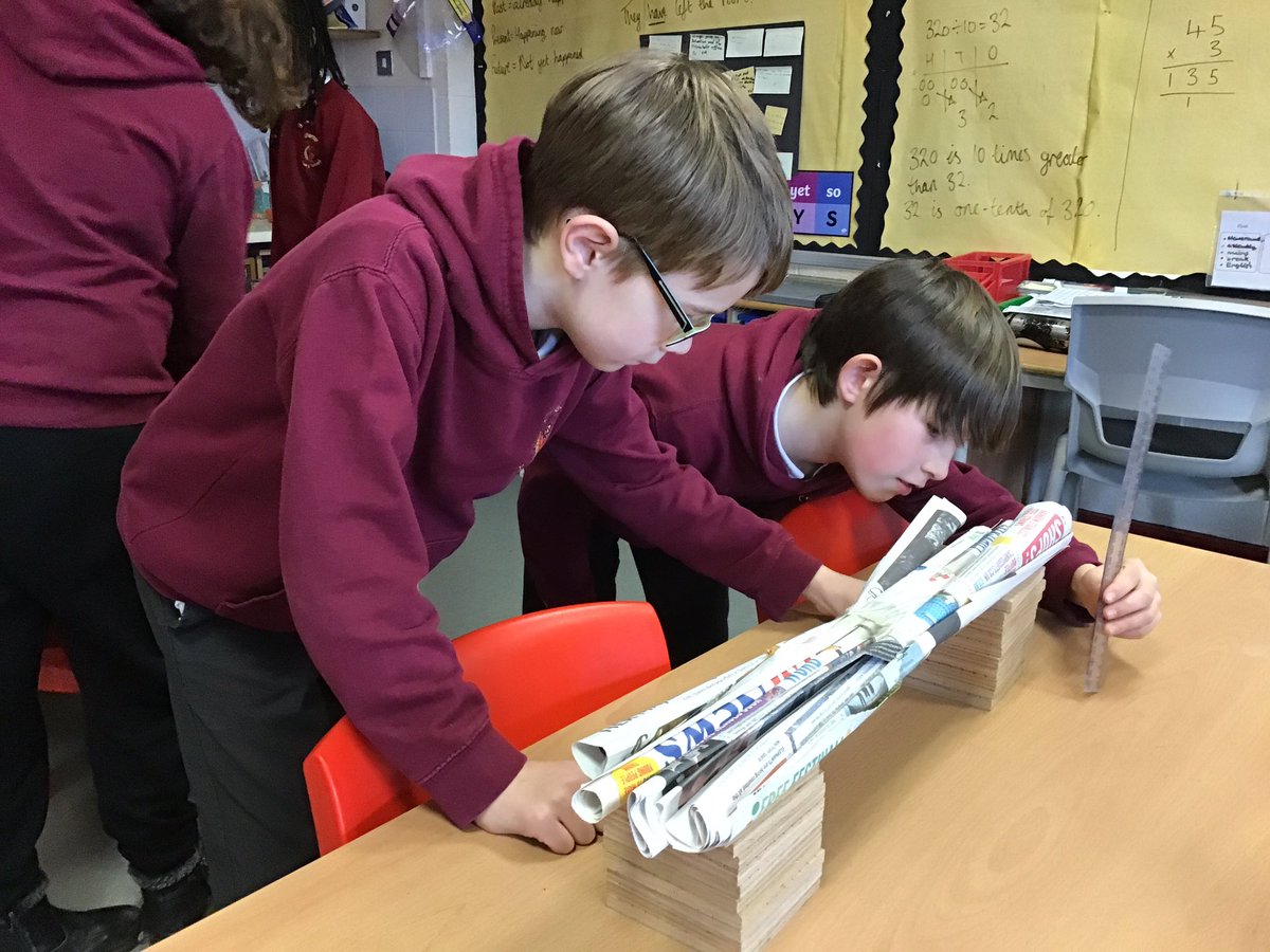 CharterYr4's tweet photo. #BristishScienceWeek in Griffin Class! π¨βπ¬π©βπ¬We have been investigating how we can increase the strength of a paper bridge. #charterscience https://t.co/ToE4CWoL2x