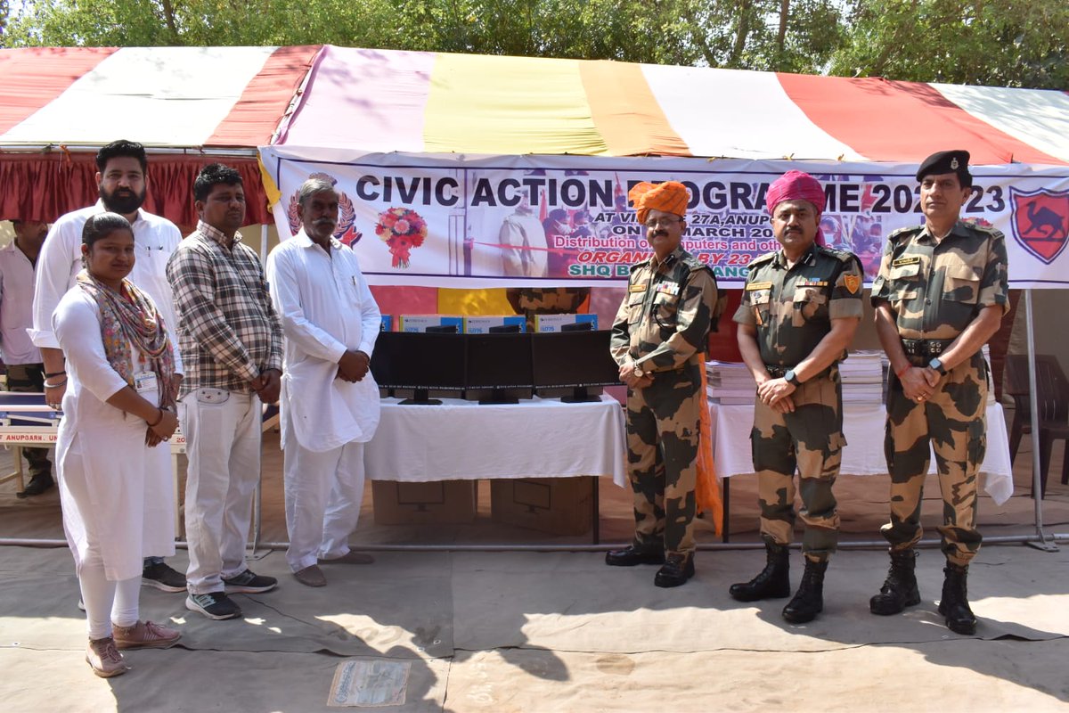 BSF_Rajasthan's tweet photo. #BSF 𝐒𝐫𝐢𝐆𝐚𝐧𝐠𝐚𝐧𝐚𝐠𝐚𝐫 organised 𝐌𝐞𝐝𝐢𝐜𝐚𝐥 𝐂𝐚𝐦𝐩 at Village 27A #Anupgarh under 𝐂𝐢𝐯𝐢𝐜 𝐀𝐜𝐭𝐢𝐨𝐧 𝐏𝐫𝐨𝐠𝐫𝐚𝐦𝐦𝐞. Also Health equipments, Computers and Books were donated to Sub Centre Hospital &amp; village Community Centre.

#FriendsonBorder https://t.co/myiP075pZM