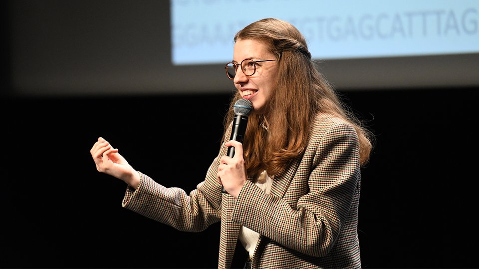 Université de Rennes (@rennesuniv) on Twitter photo #MT180 Delphine Leclerc <a href="/Delphine_Lclrc/">Delphine Leclerc</a>
Delphine est doctorante Université de Rennes / @CSignaling
📃Sa thèse : Concevoir et mesurer l'efficacité de nouveaux traitements in vitro pour corriger les mutations responsables de maladies génétiques.
Portrait : doctorat-bretagne.fr/fr/actualites/… #MT180 Delphine Leclerc <a href="/Delphine_Lclrc/">Delphine Leclerc</a>
Delphine est doctorante Université de Rennes / @CSignaling
📃Sa thèse : Concevoir et mesurer l'efficacité de nouveaux traitements in vitro pour corriger les mutations responsables de maladies génétiques.
Portrait : doctorat-bretagne.fr/fr/actualites/…