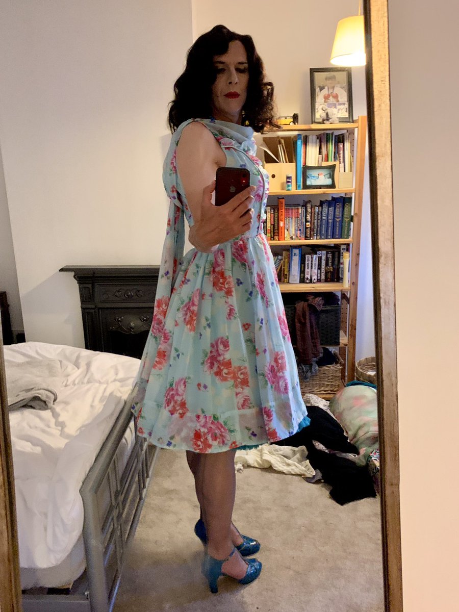 <a href="/FemEtiquette/">Fem-Etiquette</a> I’m a retro vintage sissy girl.
Plugged, caged, obedient, nothing left of my male side. 
My mind is empty, thrilled and excited by all things feminine.