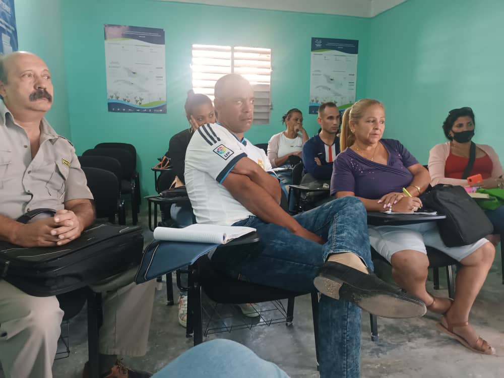 Continúa el trabajo multidisciplinario en el Modelo de Ordenamiento Ambiental (MOA) de Nuevitas, uno de los resultados del proyecto Resiliencia Costera en Camagüey.

#ResilienciaCostera #SoyResiliente
#UE_GCCA+ #pnudcuba #PorCamagüeyTodo  

[Abrimos hilo]
👇
