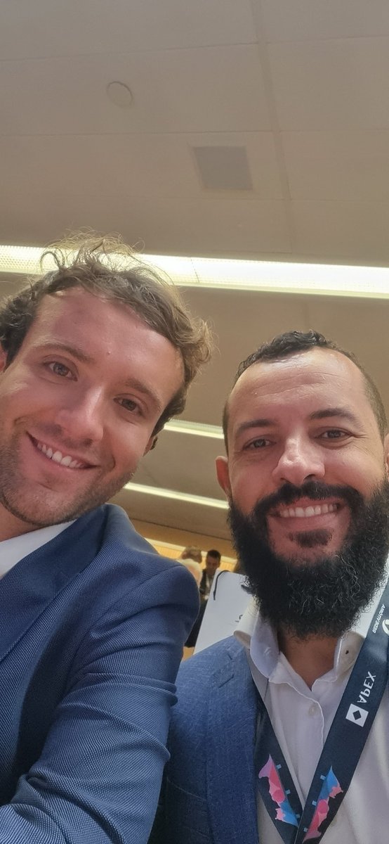 PabloSilvaLira's tweet photo. Com o amigo @ricardofrizera , exemplo de liderança, competência e comunicação assertiva, na 2° edição do #buyes
@btgpactual @apex.partners #economics #economia #ciencia #science https://t.co/QkGNwky5mj