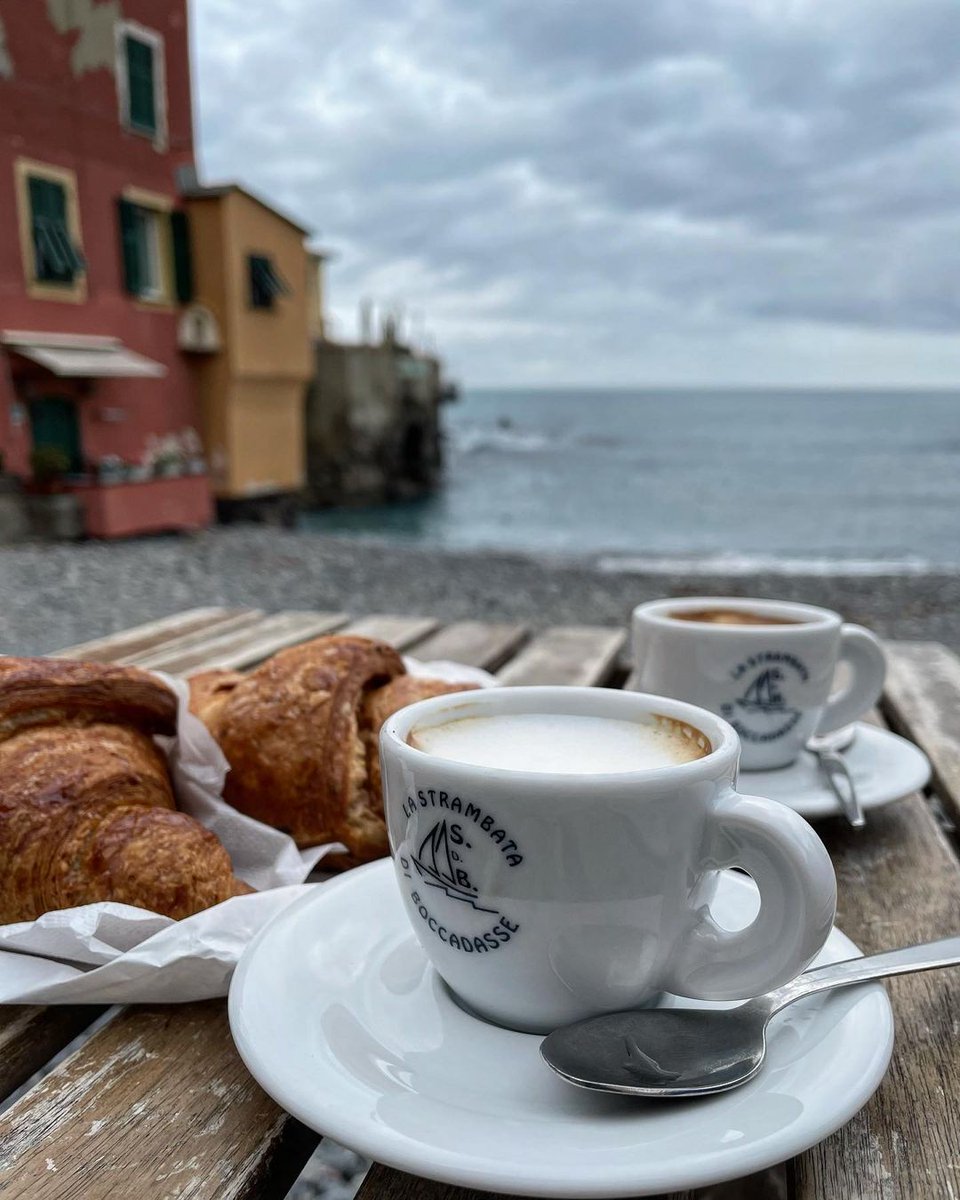 GenovaEventi's tweet photo. Colazione sul mare per cominciare la giornata col piede giusto? ✅

📍Boccadasse. 

📸 Via IG @tittiich https://t.co/vfgHpUI5Wv