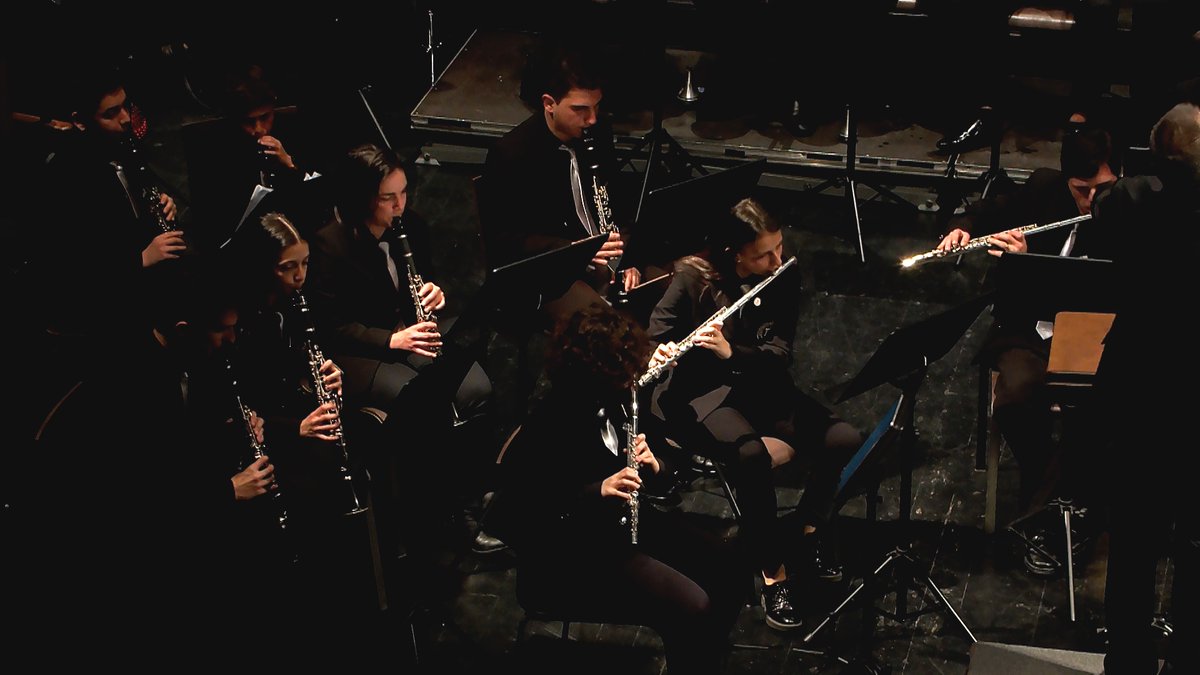 tuweb_tv's tweet photo. ▶️⏹ Hoy martes cerraremos #ActualidadInformativo con un extracto del XVIII Encuentro de Bandas de la Unión Musical de Torre Pacheco que contó con la participación de la Agrupación Musical La Unión el pasado fin de semana en el CAES

💻📱 https://t.co/PYDSz3xVcP https://t.co/JJS8anfQE9