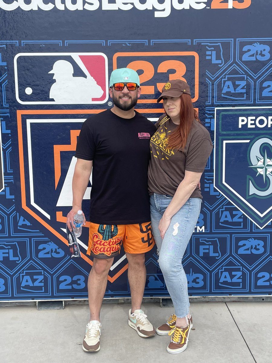 Ed777Sd's tweet photo. Always fun in Spring Training 🌵⚾️ https://t.co/UAGlWtbw2U