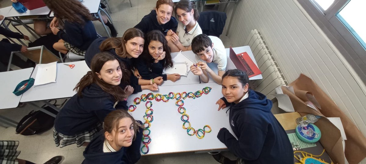 CCMiramadrid's tweet image. Los alumnos del Colegio Miramadrid celebraron el día internacional de las matemáticas con entusiasmo, participando en diversas actividades con los decimales de pi. 
¡Feliz día de las matemáticas!

#colegiomiramadrid #miramadrid #googlereference #pi #3.14 #matemáticas #unesco