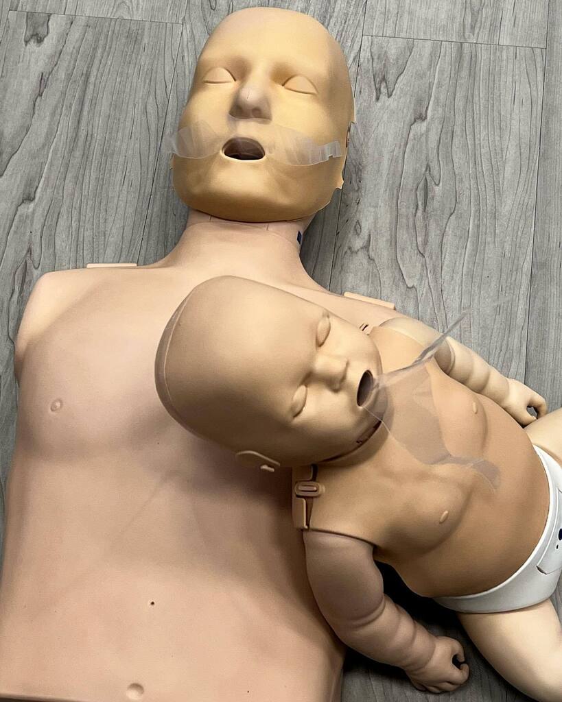 BlondMichael's tweet photo. Re certification today. Coworkers and kids will be safe! #twodadsraising2 #firstaid https://t.co/oBy8XPJw7Q https://t.co/aOLrhCxhhG