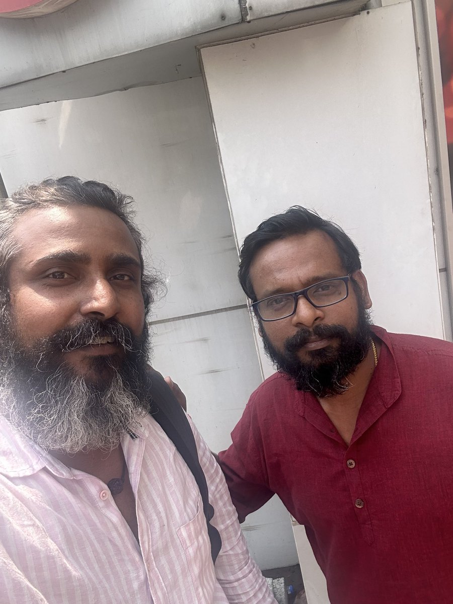 ram_n2020's tweet photo. @Dir_Rajumurugan thank you sir! Really felt very happy by heart when I seen you! https://t.co/gvZJBMfZ9a