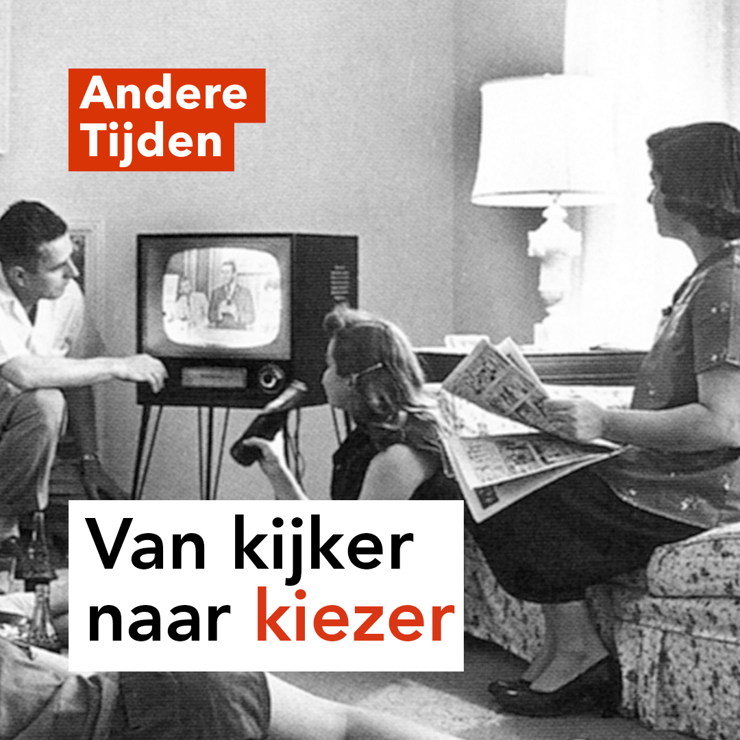 AndereTijden's tweet image. Het was het lelijke eendje van de televisie: Zendtijd voor politieke partijen. 

Kijk hier de leukste politieke spotjes in de aflevering van Andere Tijden: ap.lc/uFO08