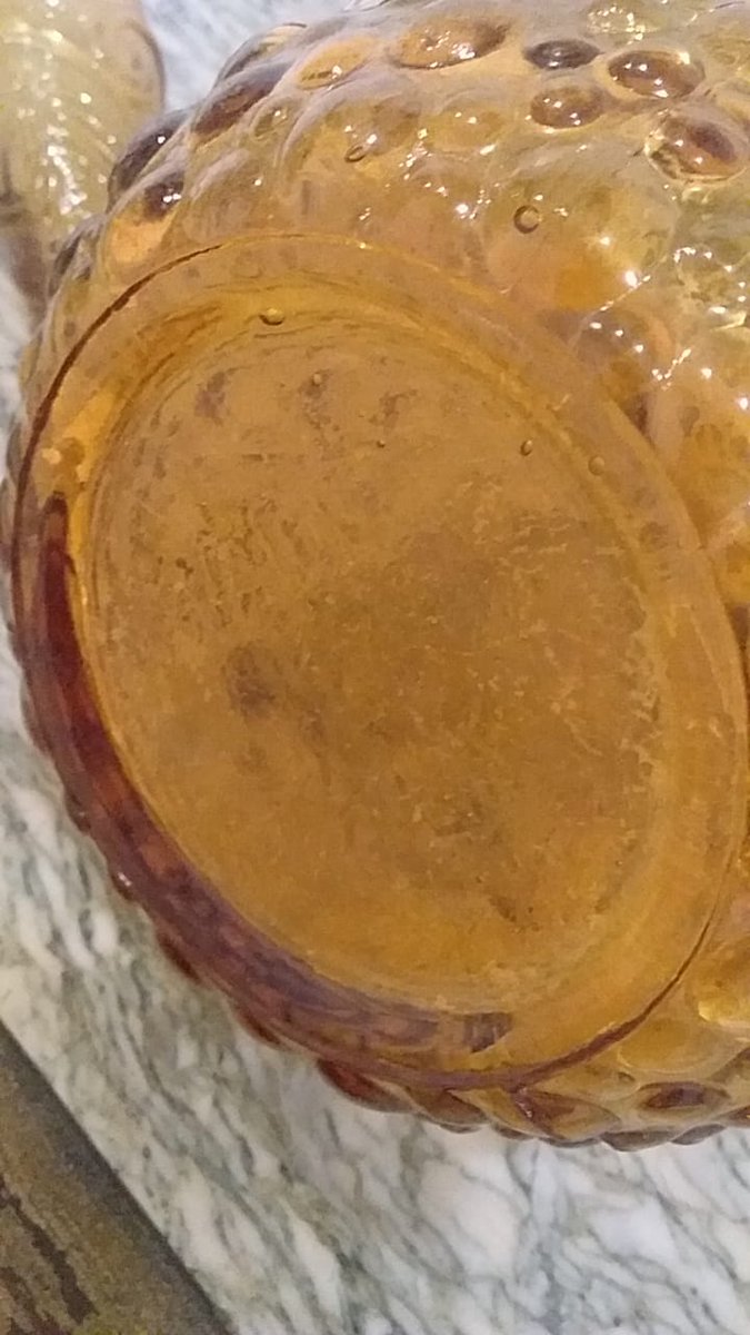 GrandOakAuction's tweet photo. View @ our office
Bid: https://t.co/y7mhqclVkj
Gorgeous Mid century Italian Empoli "Genie bottle" amber pressed glass decanter with stopper 1960s
Bidding from R550
#vintageempoliglass #geniebottle #collectibleglass #onlineauction #grandoakauctions #glassauction #décorauction https://t.co/xXVAkbefzz