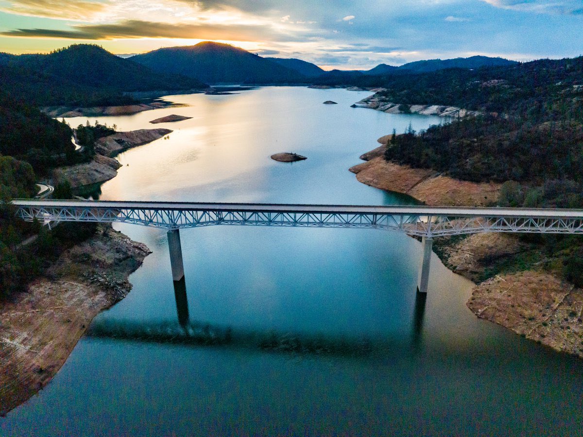 Matthew Johnson (@ksl_matt) on Twitter photo California’s second largest reservoir was down to its lowest levels ever recorded in September 2021 (628’). Incessant parades of atmospheric rivers have almost refilled the 3.5 million acre-foot reservoir by March 2023 (845’). Lake Oroville, CA recovered 217 FEET!
📸: <a href="/CA_DWR/">California Department of Water Resources</a> California’s second largest reservoir was down to its lowest levels ever recorded in September 2021 (628’). Incessant parades of atmospheric rivers have almost refilled the 3.5 million acre-foot reservoir by March 2023 (845’). Lake Oroville, CA recovered 217 FEET!
📸: <a href="/CA_DWR/">California Department of Water Resources</a>