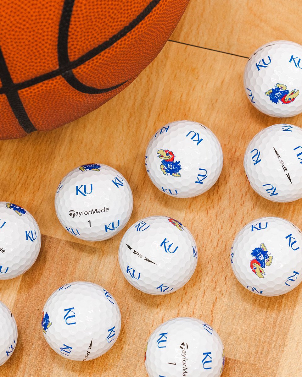 TaylorMadeGolf's tweet photo. Show your school spirit from the stadium to the tee box. 🏀 

The new #TP5 pix collegiate golf balls feature some of the most spirited schools in the nation and are available on our site. 

Shop them now: https://t.co/pKy7zyiMPA https://t.co/6Wri10hvL4