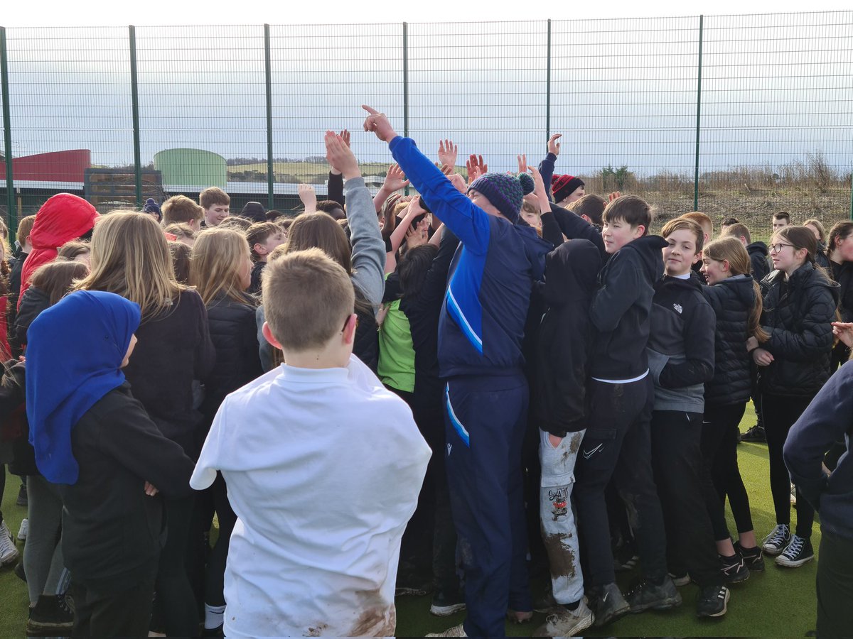Jess_WGRugby's tweet photo. Fantastic morning @perthacademype for Scottish Rugby Schools Week. All the S1s out taking part in some rugby in the sun. Great enthusiasm and skills on show! 👏 #SRSW #EveryonesGame https://t.co/4OaT8BbNG5