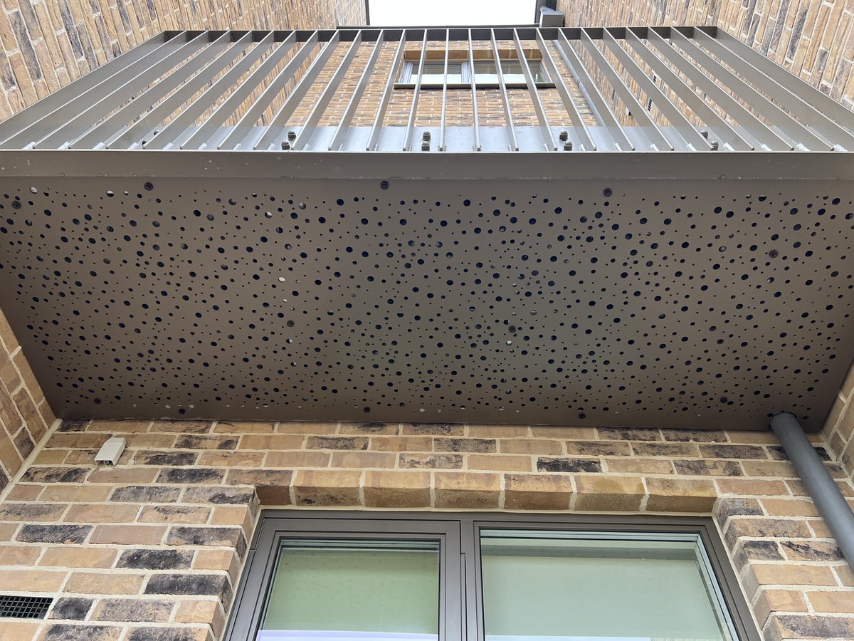 Graepels's tweet photo. If you haven't thought about our decorative metal panels for soffit balcony cladding, you should now!
Orion decorative panels create a clean-edged look for a new development at O'Devaney Gardens, Dublin.
#Graepels #DecorativeMetal #PerforatedSheet #SoffitCladding #Soffit https://t.co/7pfqEzHlbQ