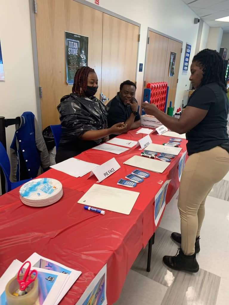 FriendshipPCS's tweet photo. Happy PI Day! The Titans are really getting into the spirit of “PI” day. Principal Booth and staff are sacrificing themselves for MATH! Good luck! 🥧 #HappyPIday #mathematics #fpcstechprep💙🤍 #friendshipproud #dccharterproud #onefriendship
Friendship Tech Prep Academy https://t.co/3HeFREw8wl
