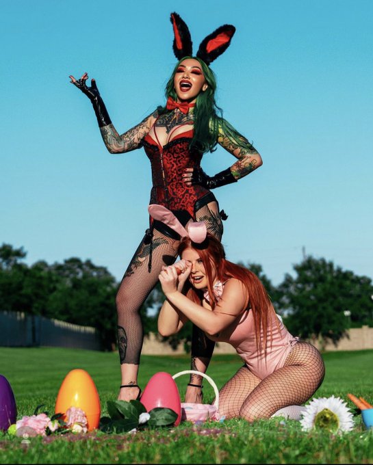 Happy birthday to one of my favorite people on this earth. I love you so much @ShotziWWE https://t.c