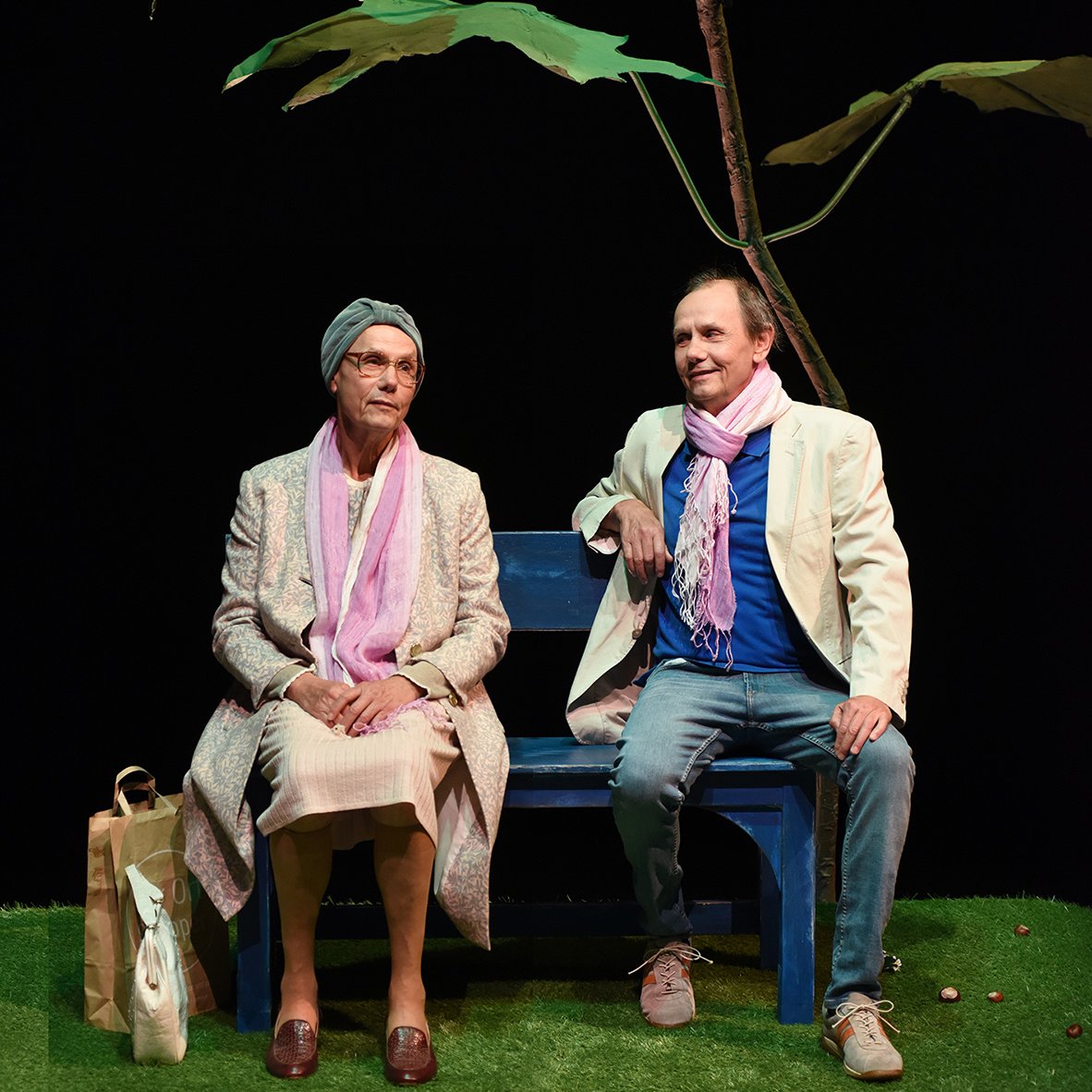 TheatertageBW's tweet photo. Out: "Ich bin dein Vater."
In: "Du bist meine Mutter."

25.05., 19 Uhr, Du bist meine Mutter, @Theaterhaus, Veranstaltungssaal

https://t.co/ZW7IuLbhLK
#bwtt23 #theatertage #bawü #täglichkunst #programm #aalen https://t.co/KwoFC8NKWn