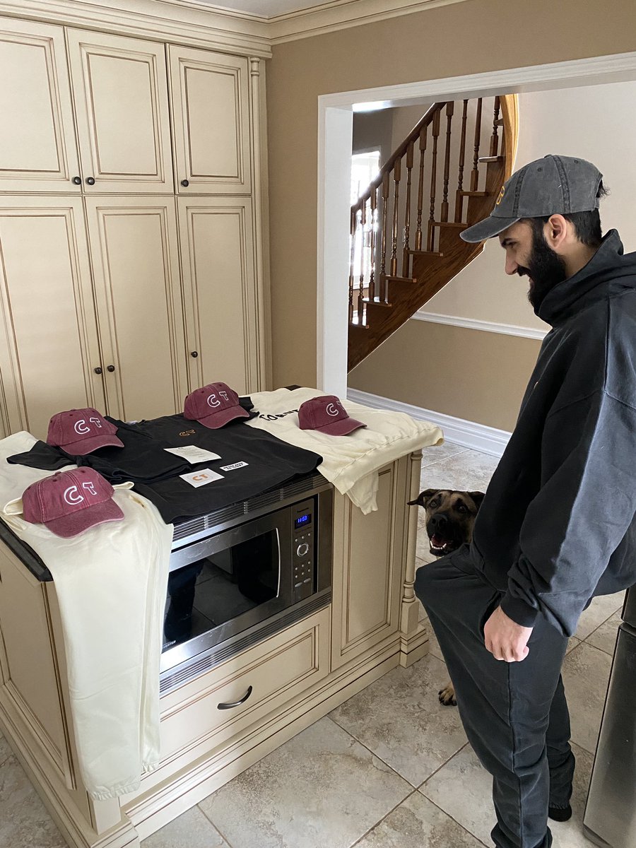 MyBallzAreRaw's tweet image. My @corntownwtf merch is finally here!🌽

Actually the best quality merch I’ve ever received!

The best part? ALL FREE! (Paid with krun)

Thanks again dad❤️ @scarecrowCT

Oh and if you want a MASSIVE COB like me, buy a corn!😈🌽

#Corntownwtf