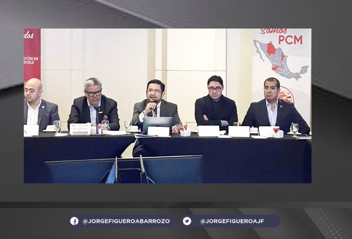 JorgeFigueroaJF's tweet photo. En el desayuno para industriales organizado por #AMEXICCOR, participé en el intercambio de ideas sobre la visión estratégica para aprovechar la oportunidad que plantea el #Nearshoring. https://t.co/aibkJJfW3v