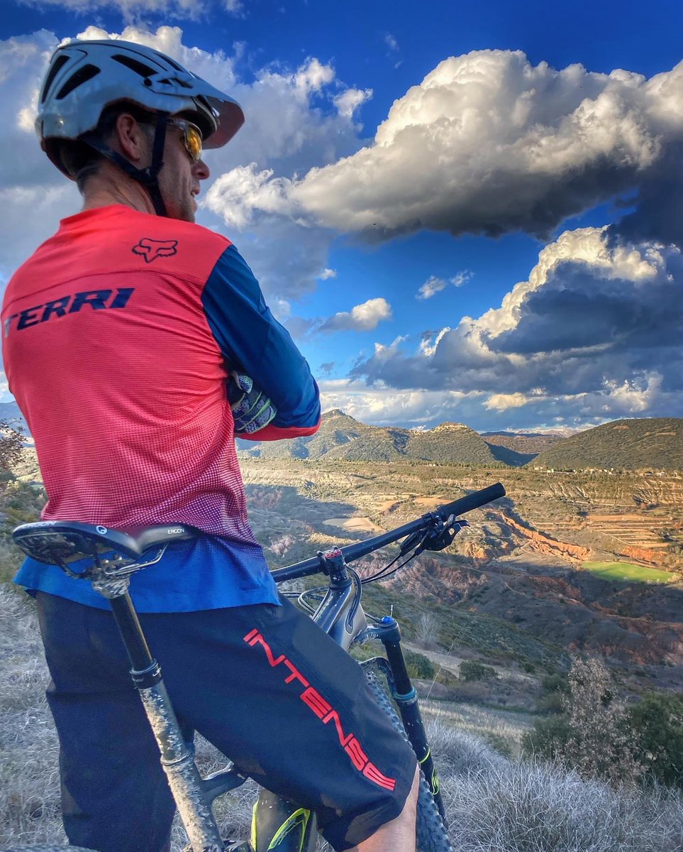 LoPodall's tweet photo. SECTOR SERENGUETI IMPECABLE!😋
Continuem treballant, rodant i millorant els senders de la mà de INTENSE✨
SECTOR SERENGUETI IMPECABLE!😋
Continuamos trabajando, rodando y mejorando los senderos de la mano de INTENSE✨
#TERRITORILOPODALLBYINTENSE #INTENSE #INTENSEFORLIFE https://t.co/epKXFGsIrn