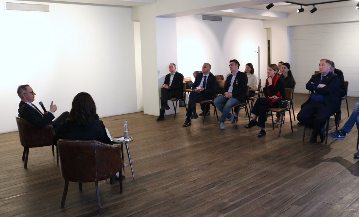 GCSDorg's tweet photo. 🇬🇪🇩🇪Today, the #GCSD hosted the German Ambassador to Georgia, H.E. Ernst Peter Fischer @Diplo_Peter as part of the "Ambassador Talks" series. Among other things, the Ambassador talked about trends in German foreign policy over the years as well as the war in Ukraine. https://t.co/NHOuWZwIj3