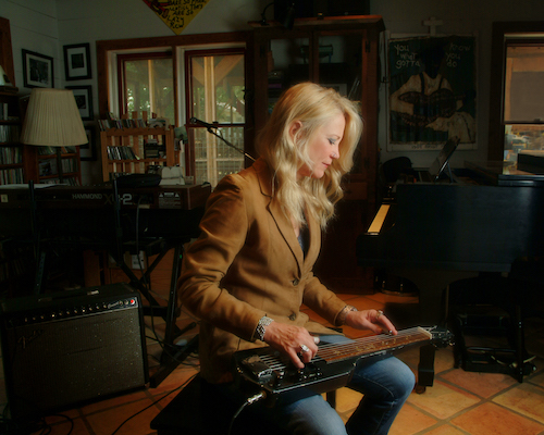 This week's Rogovoy Report: Berkshire and Hudson Valley Cultural Preview includes <a href="/cindycashdollar/">Cindy Cashdollar</a> (pictured), <a href="/brucehornsby/">Bruce Hornsby</a> - Postmodern Jukebox, John McEuen, <a href="/JohnFugelsang/">John Fugelsang</a> and a whole lot more. rogovoyreport.substack.com/p/the-rogovoy-… <a href="/PostJukebox/">PostModernJukebox</a> <a href="/JohnFugelsang/">John Fugelsang</a>