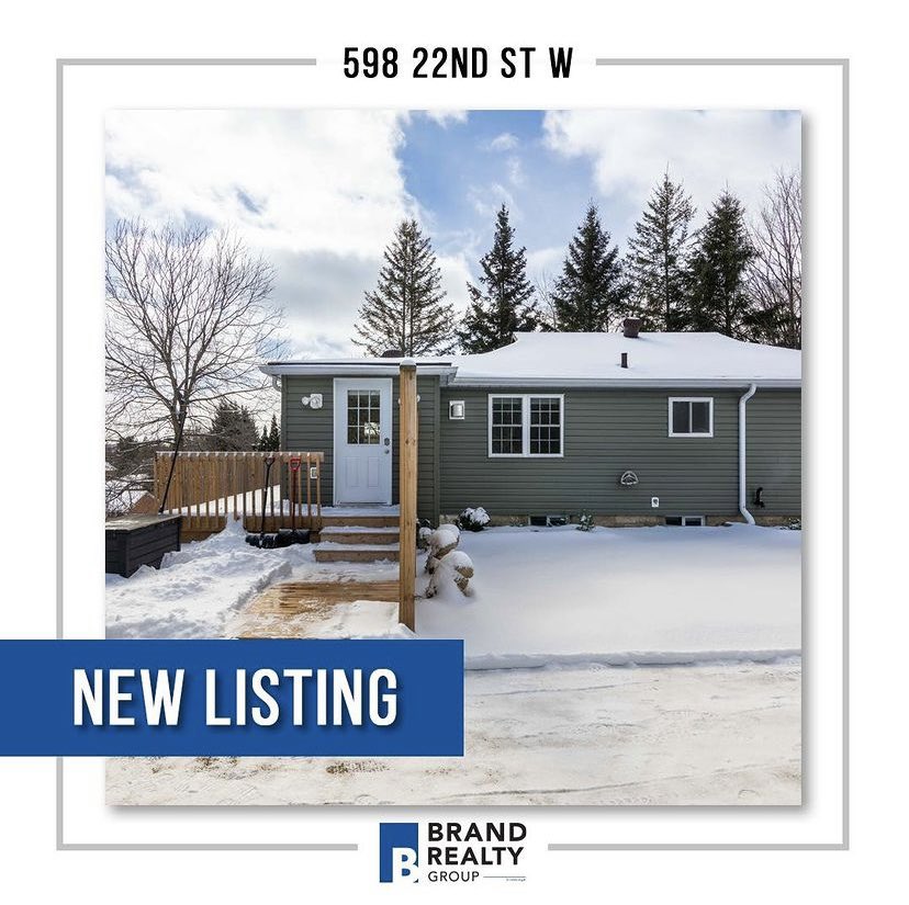 ‼️New Listing Alert‼️

🏡  598 22nd St W
💰 $450,000
📲 Link in bio
☎️ 519.377.4611

#BrandRealtyGroup #DowntownOwenSound #OwenSoundRealtor #HouseSearching #HouseSelling #OwenSound #HousesForSale #RealEstate #Realty #Realtor #HouseHunting #HouseForSale #JustListed #NewHomeListing