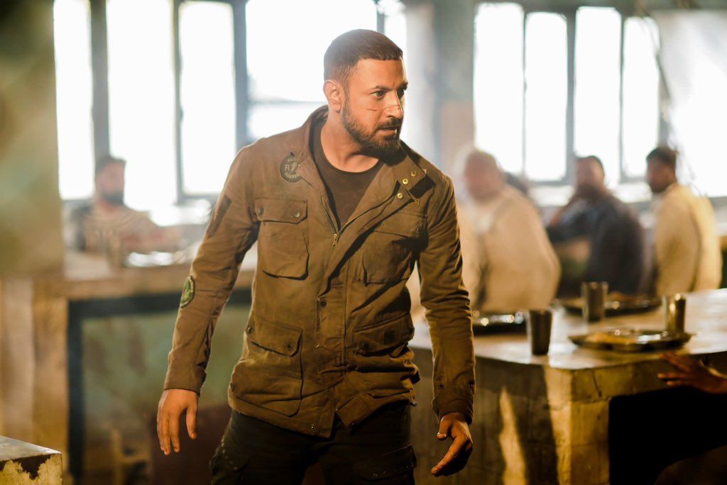 _priya9's tweet image. My all time favourite Gippy Grewal's movie is coming soon on a big screen its look amazing poster is so intense
#Gippy #GG #GGWorld #JasminBhasin @GippyGrewal #GippyGrewal