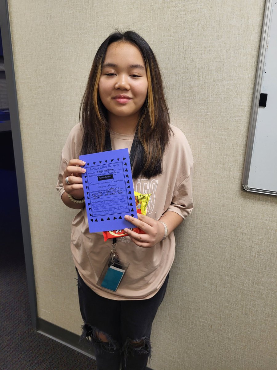 RMSRavens's tweet photo. Positive Office Referral for Nadya!! Congratulations!! Great Job being cooperative, responsible, empathetic and having excellent self-control! RAVEN Nation is proud of you!! Keep up the good work. #RVMS #positiveofficereferral https://t.co/ezBYctMTbP