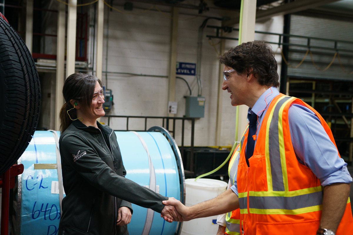 Justin Trudeau tweet media