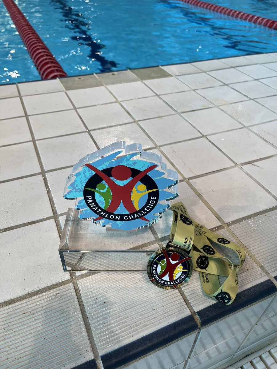 OngarPe's tweet photo. And it’s GOLD for Team Ongar! Super proud of these students! 🥇🏆🏊🏻‍♀️🏊🏻 @TheOngarAcademy @farmer_fmark https://t.co/1RiZj9b4kE
