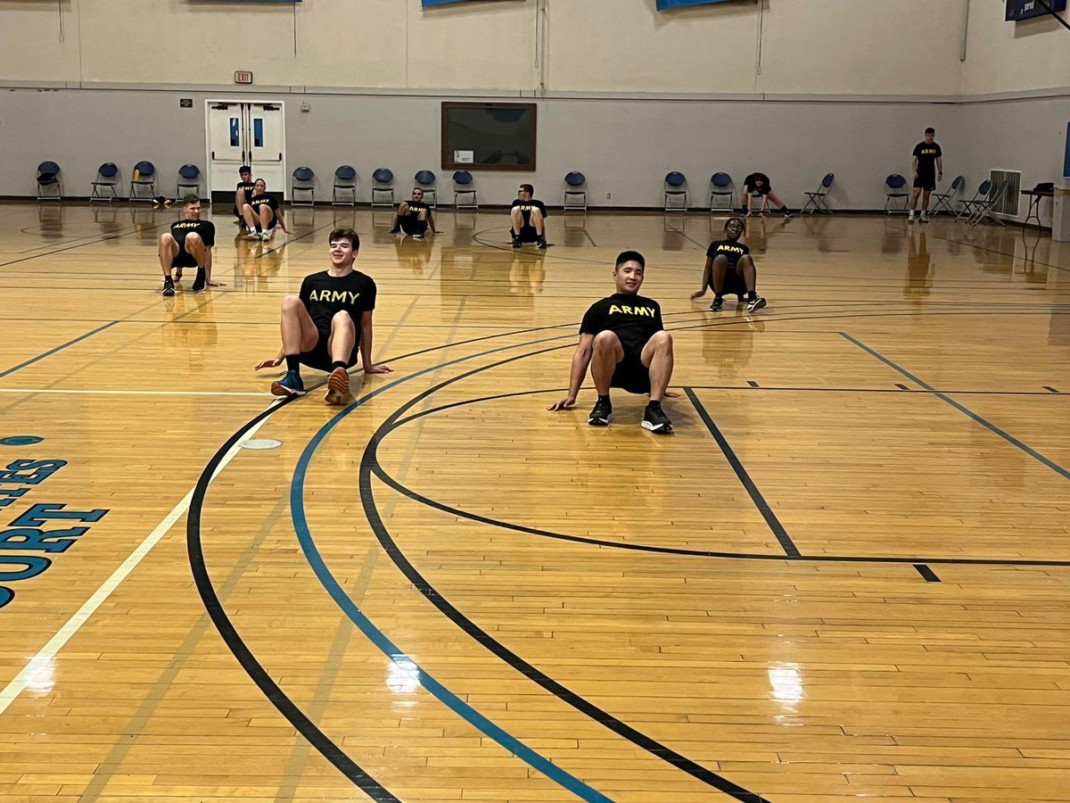 No sun in So Cal today so we’re a little crabby 🌧️=🦀

#fitnesstuesday #sceneatucla #ucla #armyrotc #bruinbn #decidetolead #cadetsofthewest #peoplefirst #leadershipexcellence #leadersmadeheresince1920