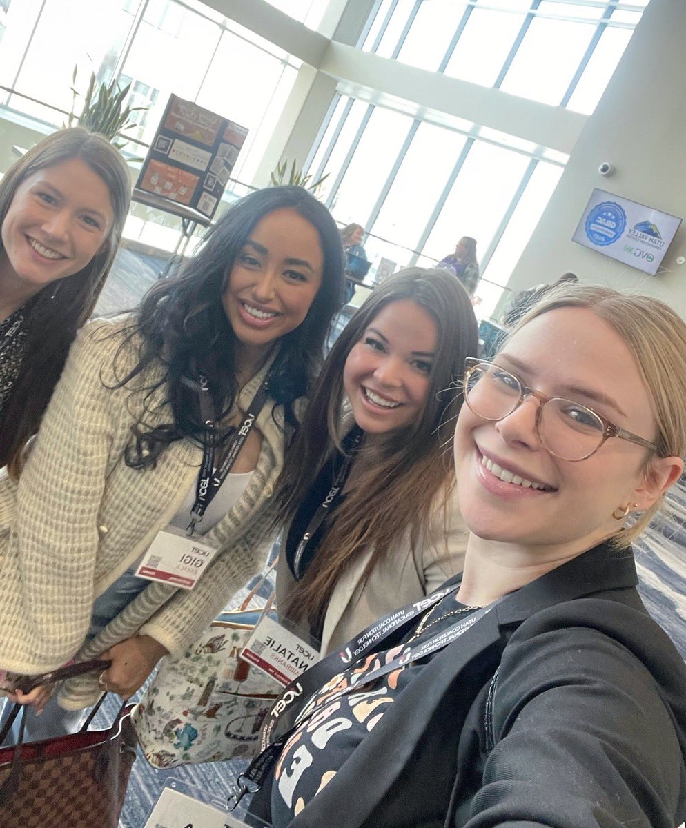 Emilia Cook tweet media