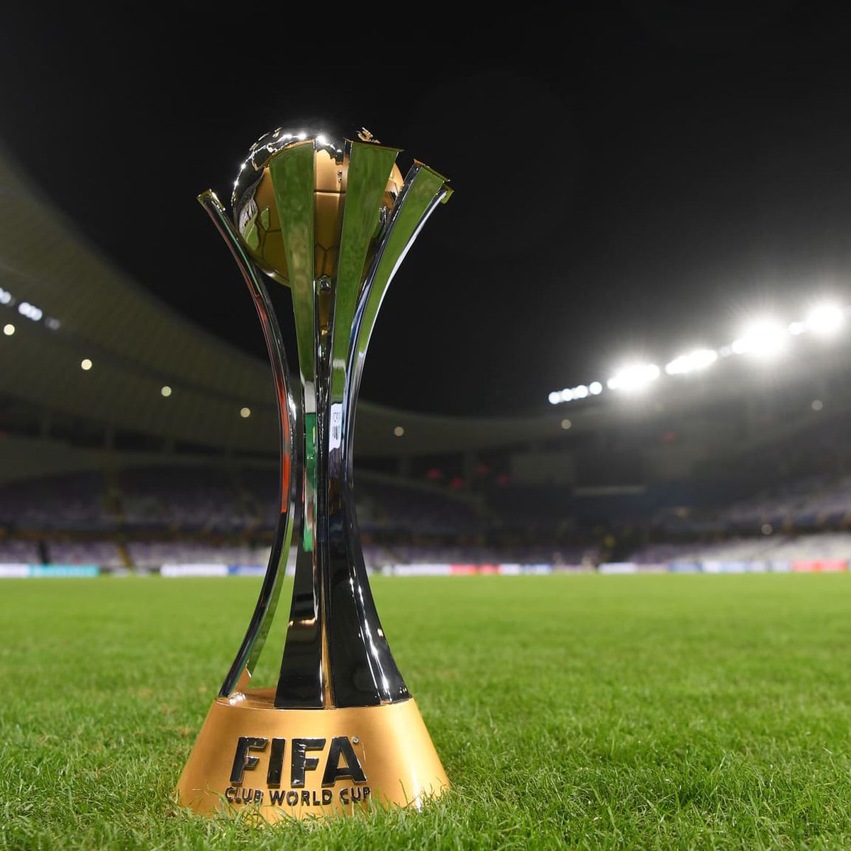 FCFootyFans's tweet photo. 🚨 FIFA have approved a new 32-team Club World Cup format from June/July 2025:

→ 12 teams from Europe involved
→ UCL winners from 2021, 2022, 2023 and 2024
→ Other 8 teams will be filled by coefficient rankings

(Source: @TimesSport) https://t.co/3WmSFyHs9B