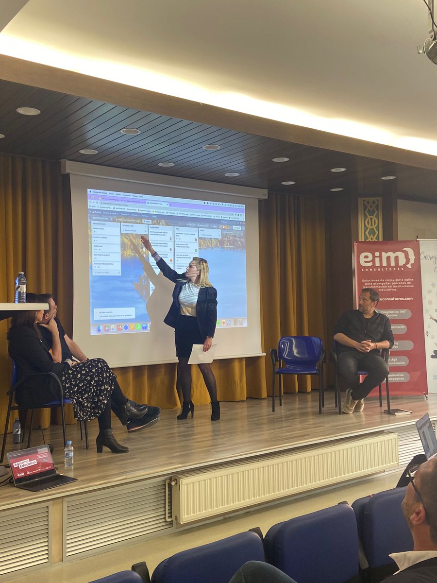 Emma Brújula nos enseña una herramienta de planificación y organización de tareas que a nosotros nos tiene encantados #Trello ¿La conocías? 

#AgilismoEducativo #Agile
