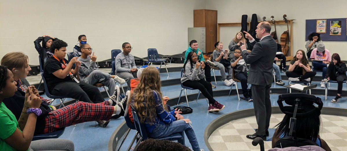 WM_Choir's tweet image. Students at Stevenson MS had the opportunity to work with Professor Joel Moore from Olivet College to prepare for Choral Festival next week!