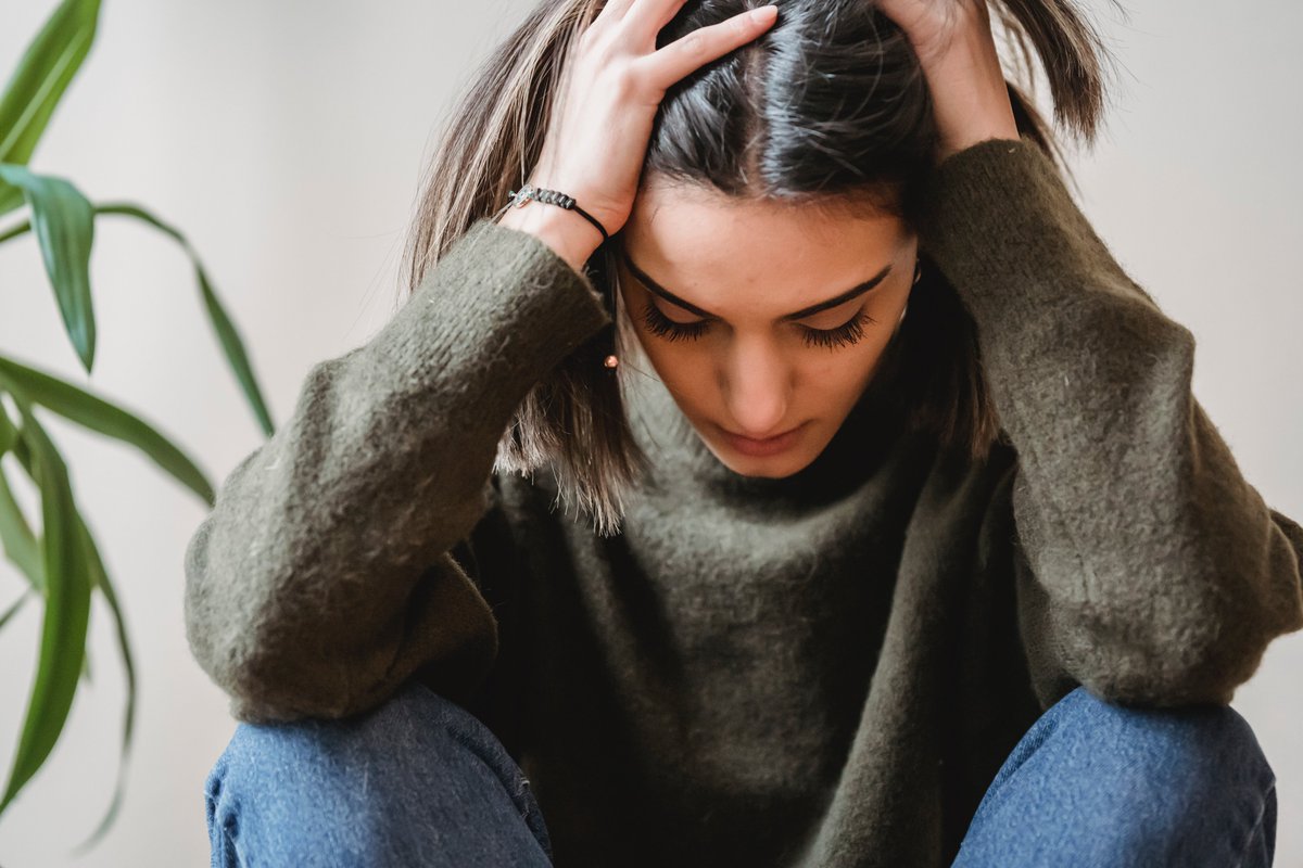 CentreHeadache's tweet photo. Do you suffer from light sensitivity linked to #migraine #headaches? 

Learn more about photophobia causes, symptoms, prevention, and treatment.
https://t.co/siYoA4Te50 https://t.co/Ax23RSVjp0