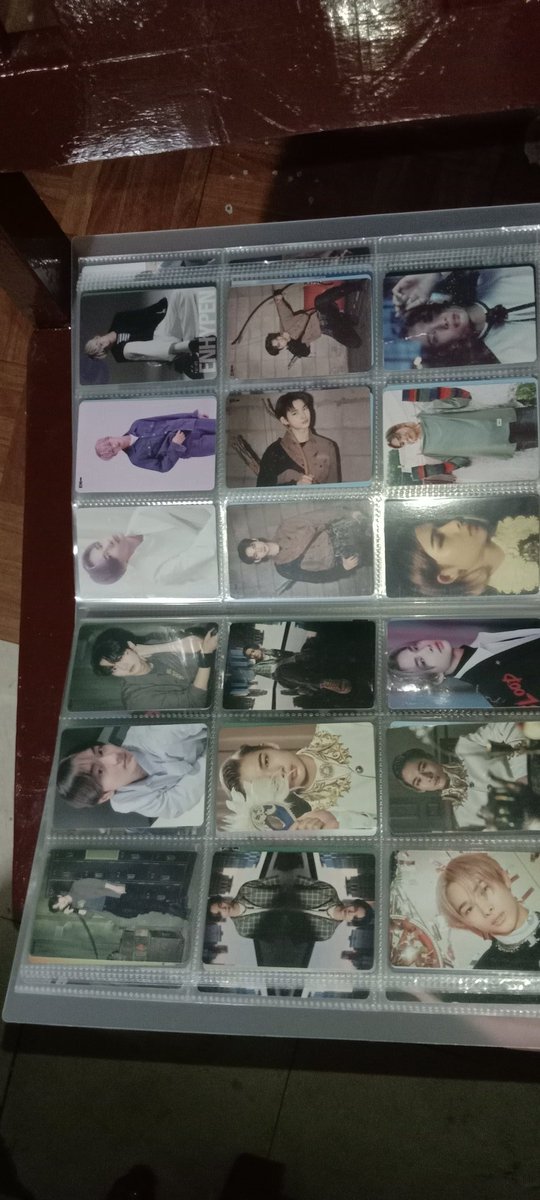 Sunjayhoon1's tweet photo. hello selling all my enhypen unofficial merch PB and lomos good as new since naka binder sya😊 I also have bts

photobook 250(200) payo

lomo card 4 pesos each
if getting 15 or more can give it for 3 pesos each 

will give a lot of freebies din since decluttering na https://t.co/hFhxRoIdYp