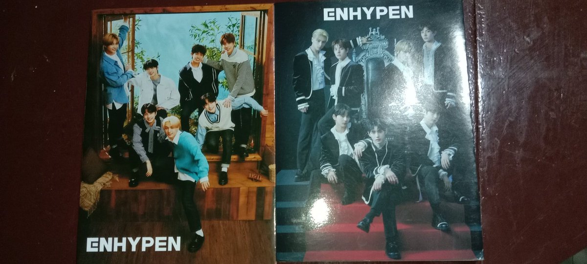 Sunjayhoon1's tweet photo. hello selling all my enhypen unofficial merch PB and lomos good as new since naka binder sya😊 I also have bts

photobook 250(200) payo

lomo card 4 pesos each
if getting 15 or more can give it for 3 pesos each 

will give a lot of freebies din since decluttering na https://t.co/zgre1PqAyS