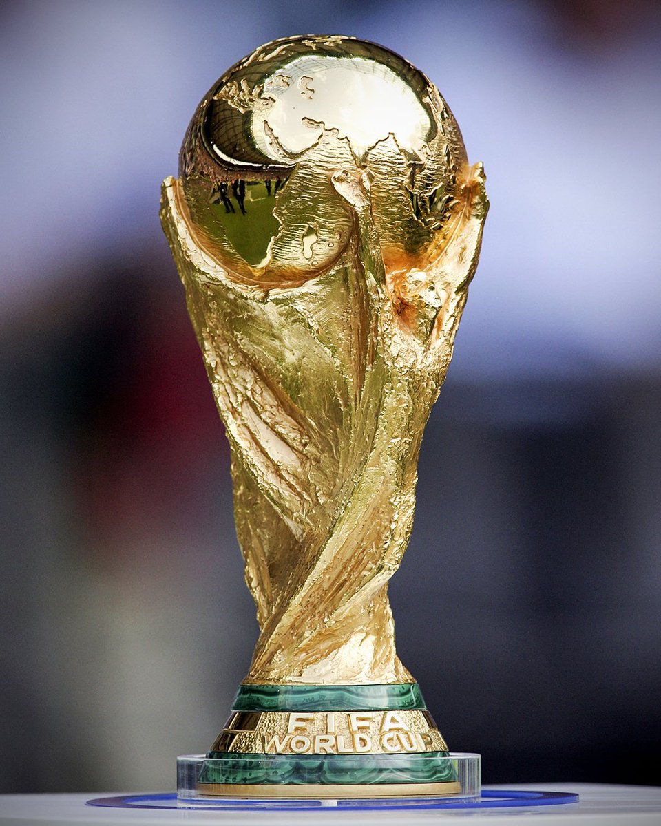 brfootball's tweet image. FIFA approves World Cup format for 2026:

▪️ 104 games
▪️ 48 teams
▪️ 12 groups of 4, 3 games played
▪️ 8 maximum games (up from 7)
▪️ Top 2 teams in each group plus 8 best 3rd-placed sides advance