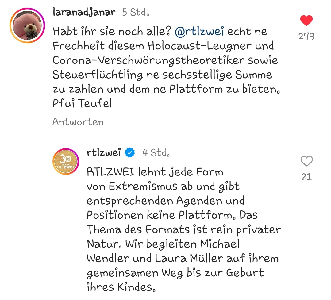 schondudel's tweet photo. "Das Thema des Formats ist rein privater Natur".
Am Arsch die Räuber!
Bei Telegram & Co. ist er ein antisemitisches, rassistisches, wild schwurbelndes Arxxxloch - aber privat ist er ein famoser Mensch, oder was?
#Wendler
#boycottRTL2 https://t.co/WzfudZUYWO